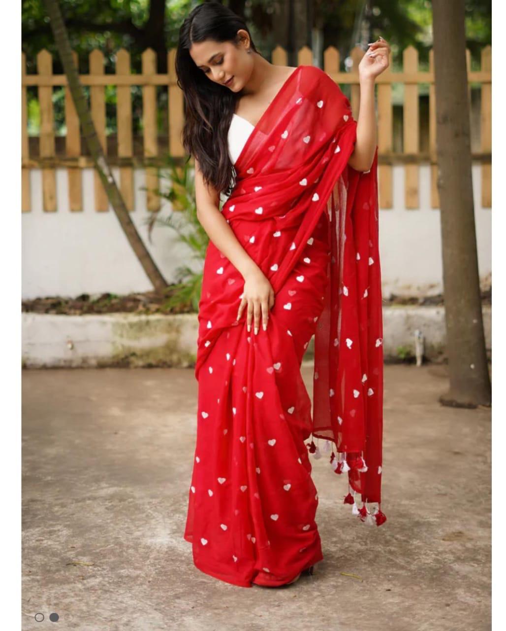 Vibrant classy Chiffon saree with blouse