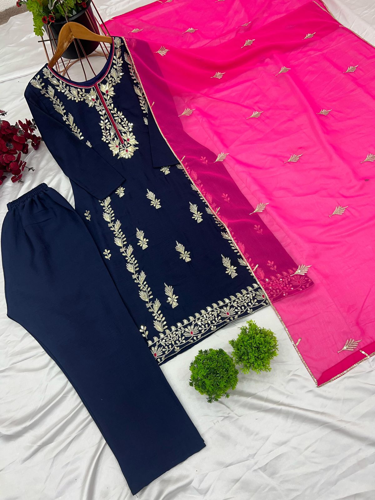 Elegant Embroidered Suit Set with Dupatta