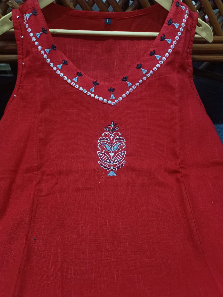 Sleeveless Maroon Embroidered Kurta Set with Pants